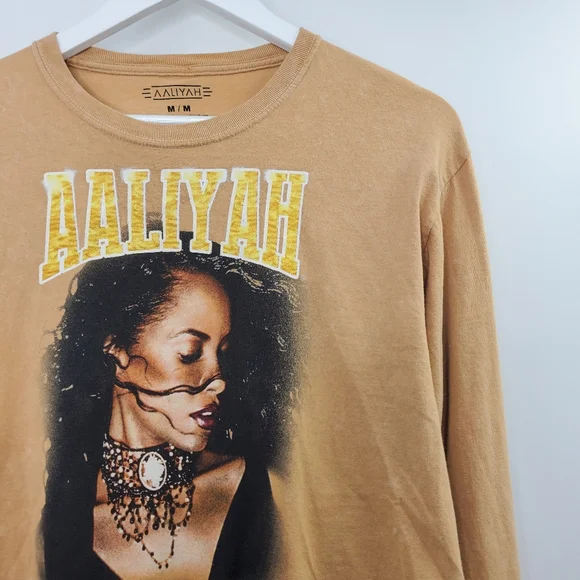 Aaliyah Big Graphic Band Tee Long Sleeves Cropped Tan Orange - Picture 3 of 6